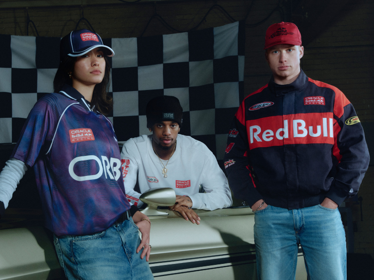 090926767X575_RED-BULL-BEYOND-THE-GRID