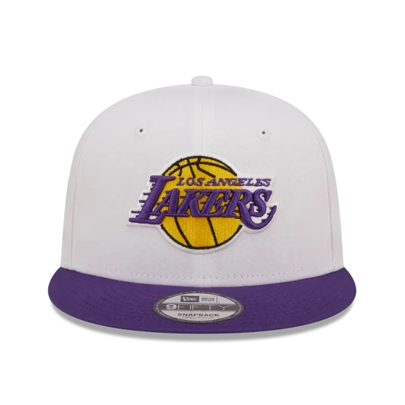 כובע 9FIFTY לוגו LOS ANGELES LAKERS צבע מצחייה סגול