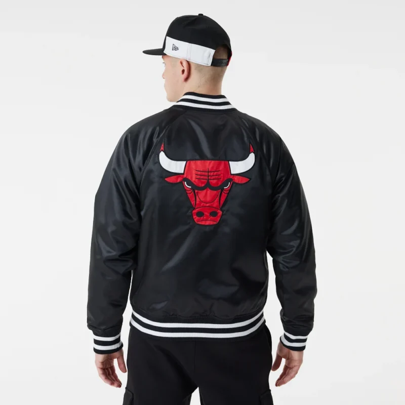 ג’קט בומבר סאטן CHICAGO BULLS