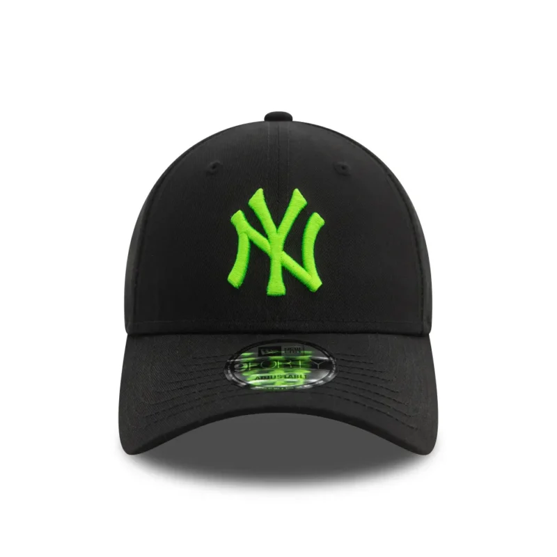כובע 9FORTY עם לוגו NEW YORK YANKEES