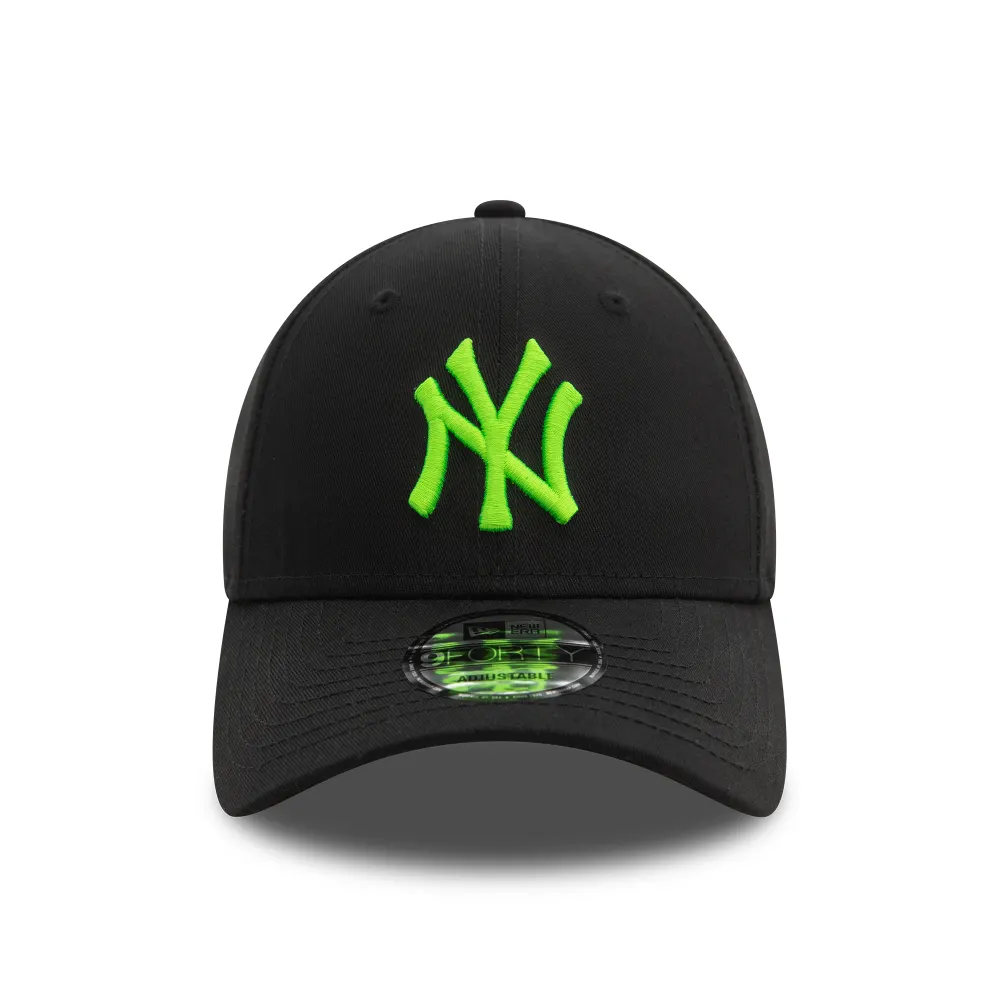 כובע 9FORTY עם לוגו NEW YORK YANKEES