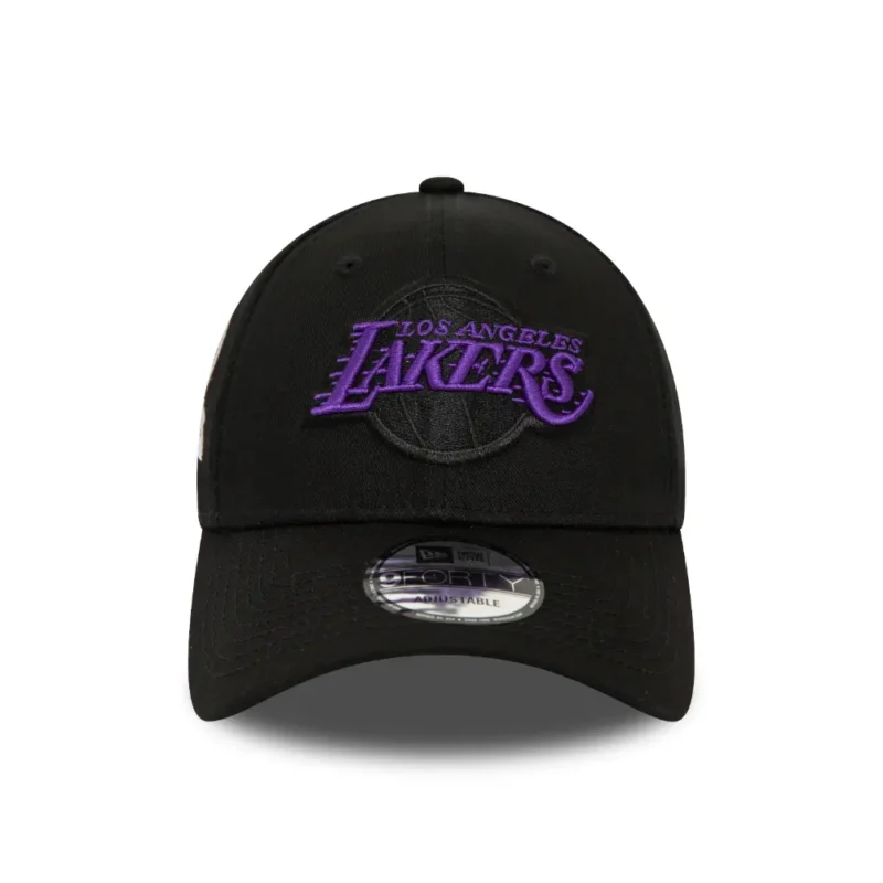 כובע 9FORTY עם לוגו LOS ANGELES LAKERS