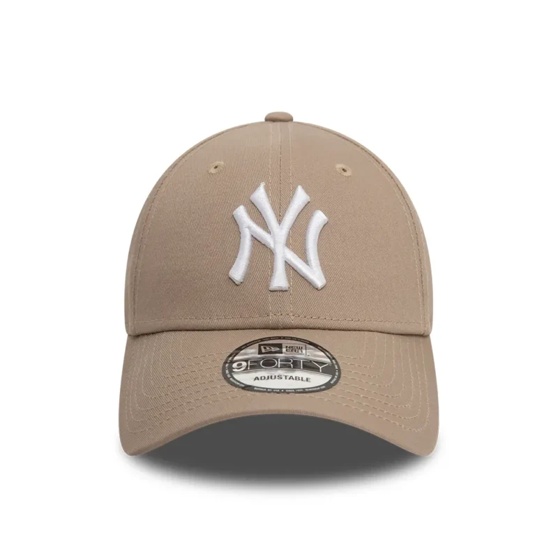 כובע 9FORTY עם לוגו NEW YORK YANKEES