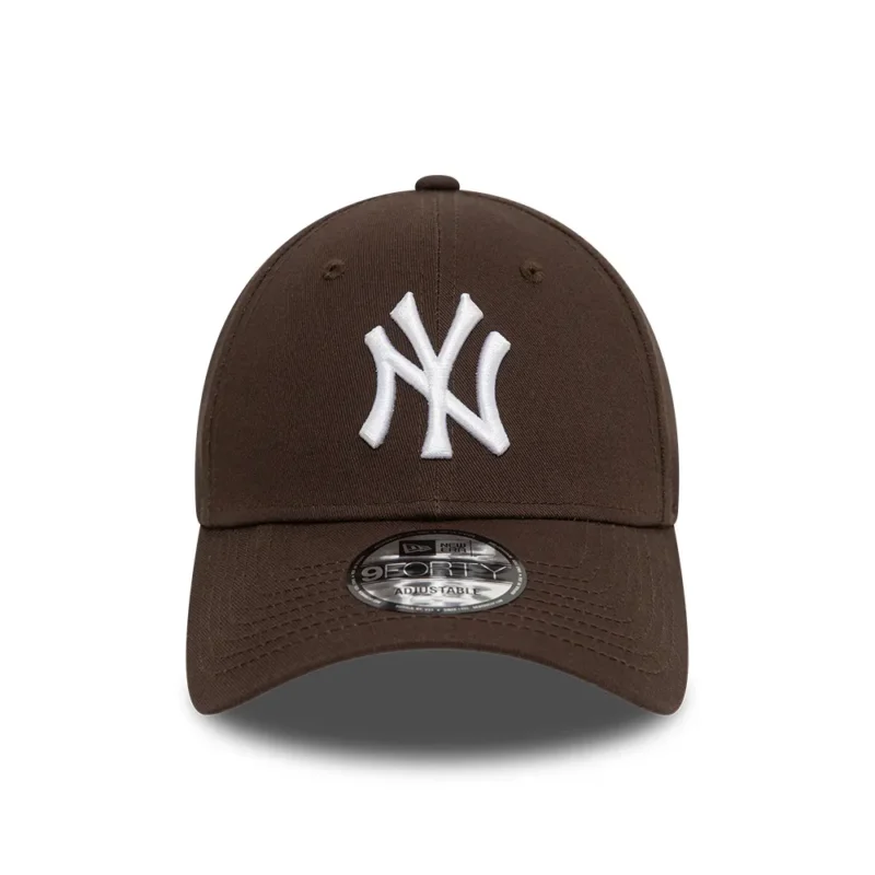כובע 9FORTY עם לוגו NEW YORK YANKEES