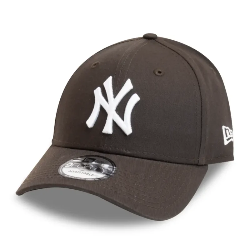 כובע 9FORTY עם לוגו NEW YORK YANKEES