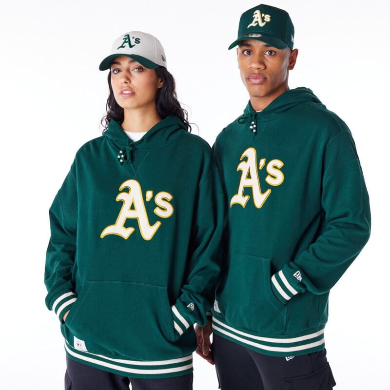 קפוצ’ון עם לוגו OAKLAND ATHLETICS