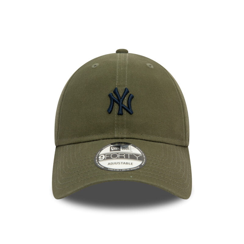 כובע 9FORTY עם לוגו NEW YORK YANKEES