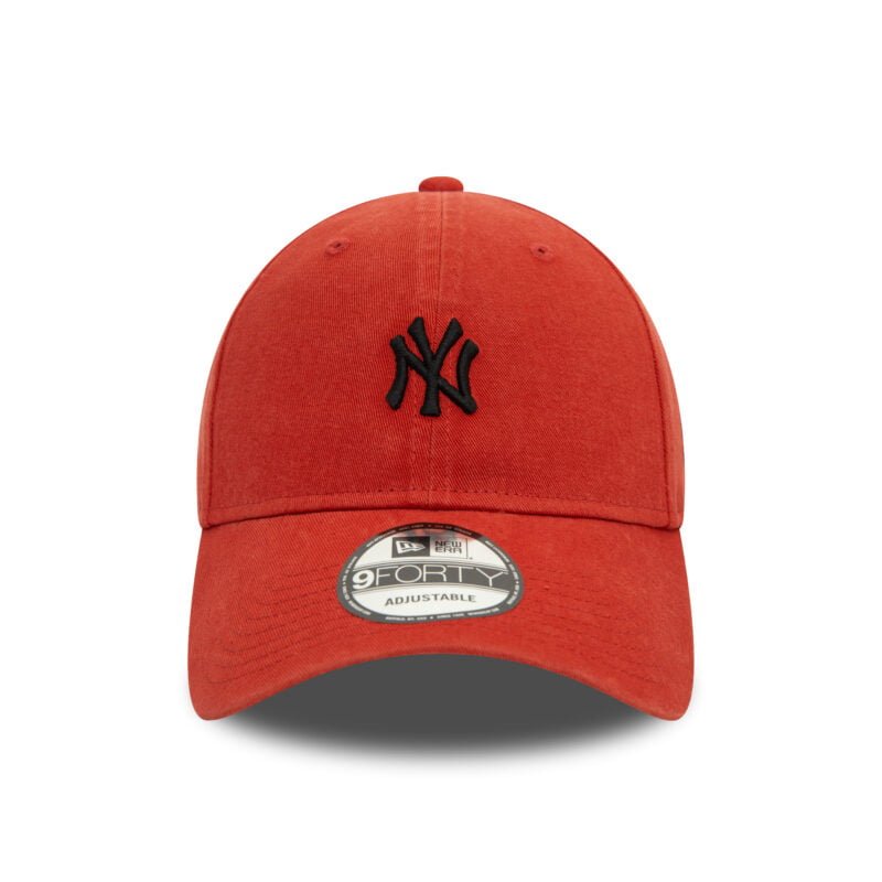 כובע 9FORTY עם לוגו NEW YORK YANKEES