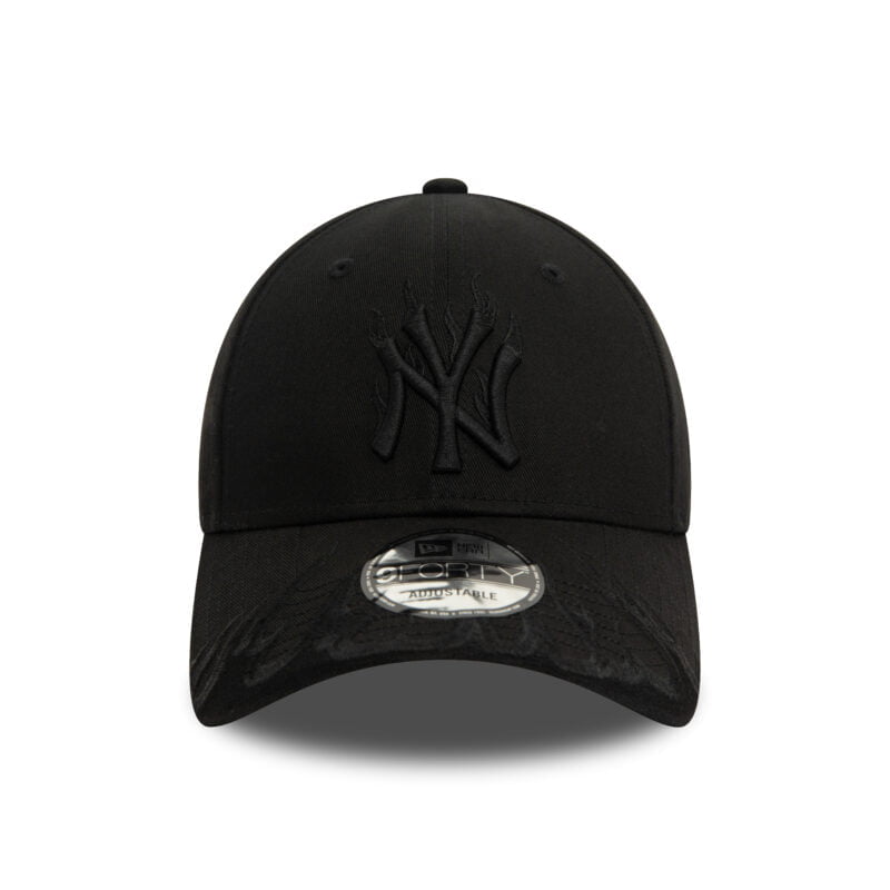 כובע 9FORTY עם לוגו NEW YORK YANKEES