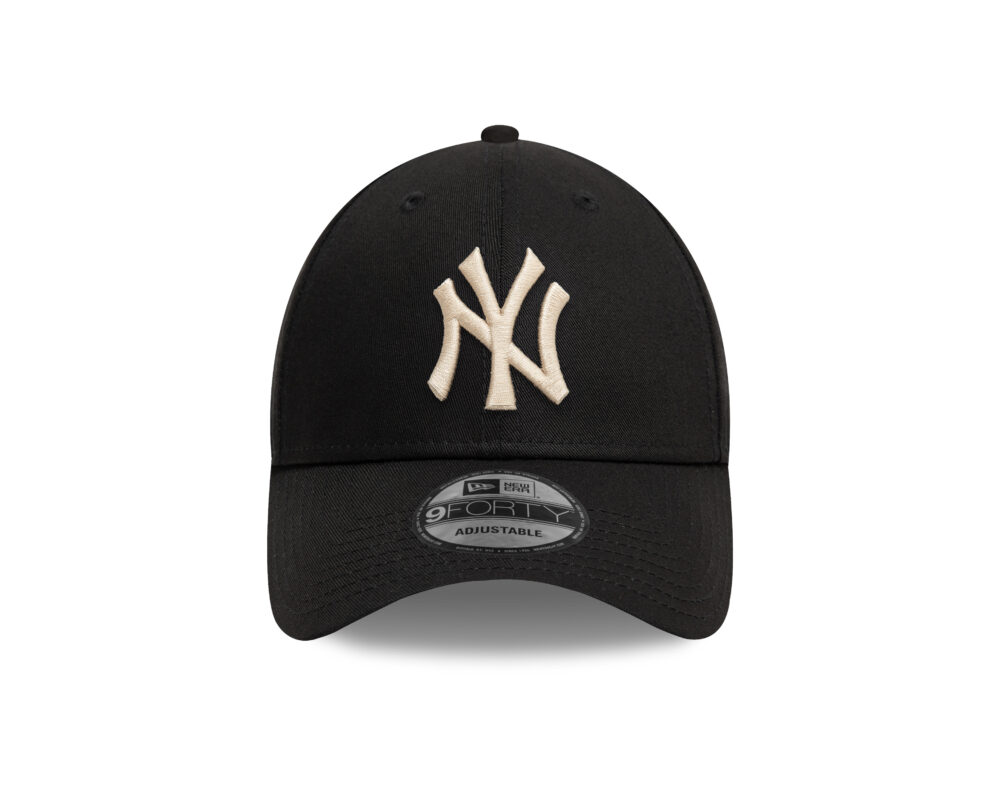 כובע 9FORTY עם לוגו NEW YORK YANKEES