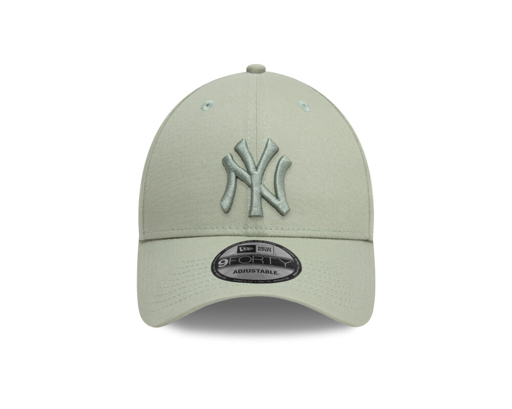 כובע 9FORTY עם לוגו NEW YORK YANKEES