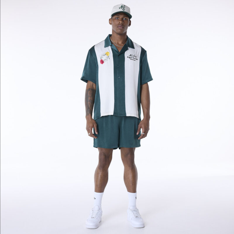 מכנסיים קצרים NEW ERA BRANDED