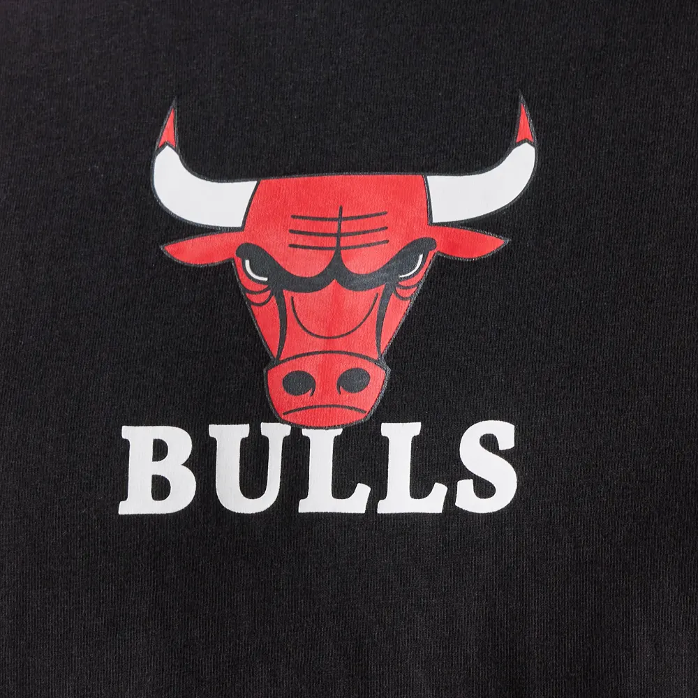 חולצת טי שירט שרוול קצר CHICAGO BULLS