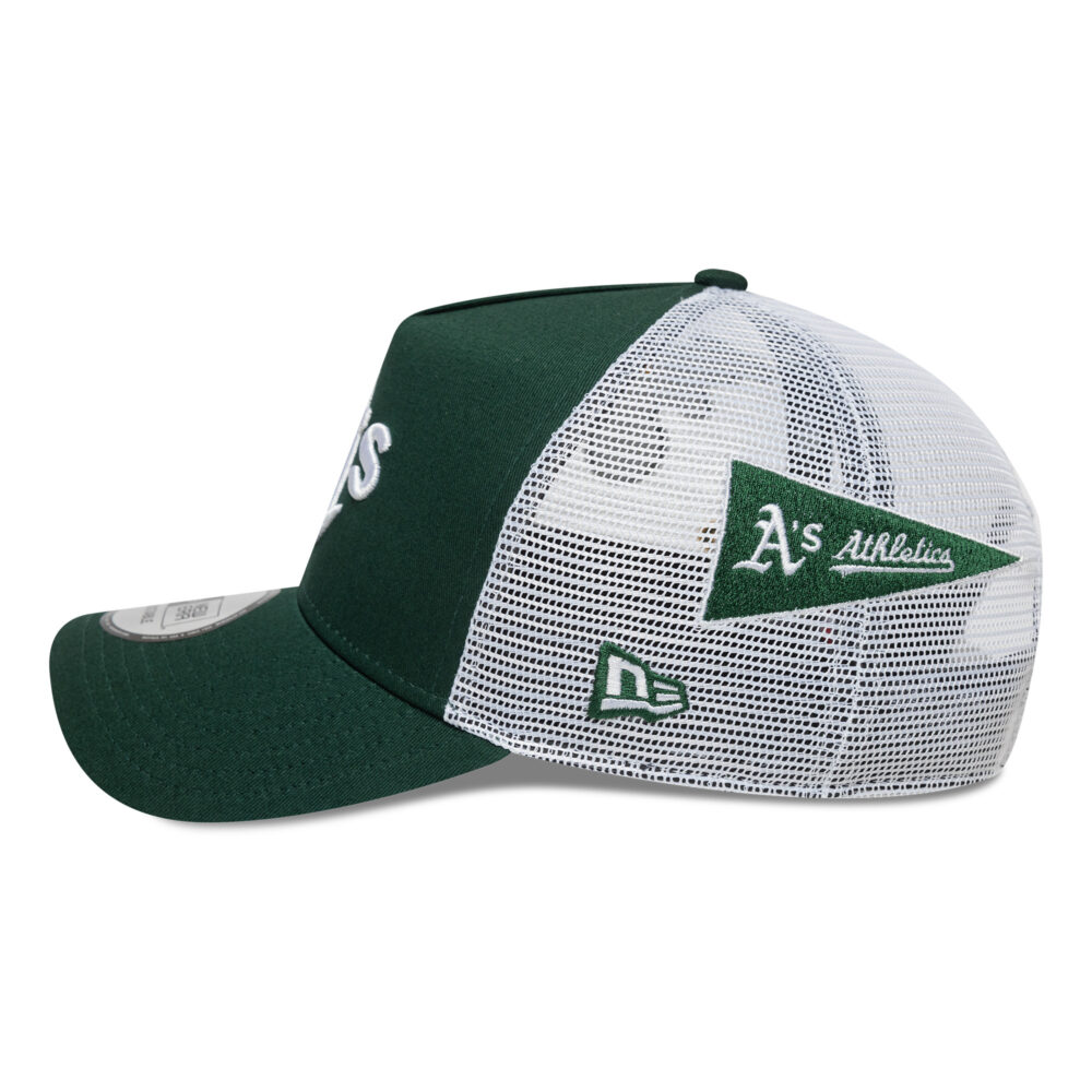כובע רשת TRUCKER עם לוגו OAKLAND ATHLETICS