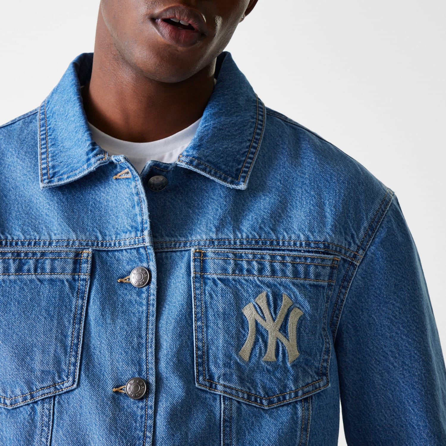 ג’קט ג'ינס של NEW YORK YANKEES