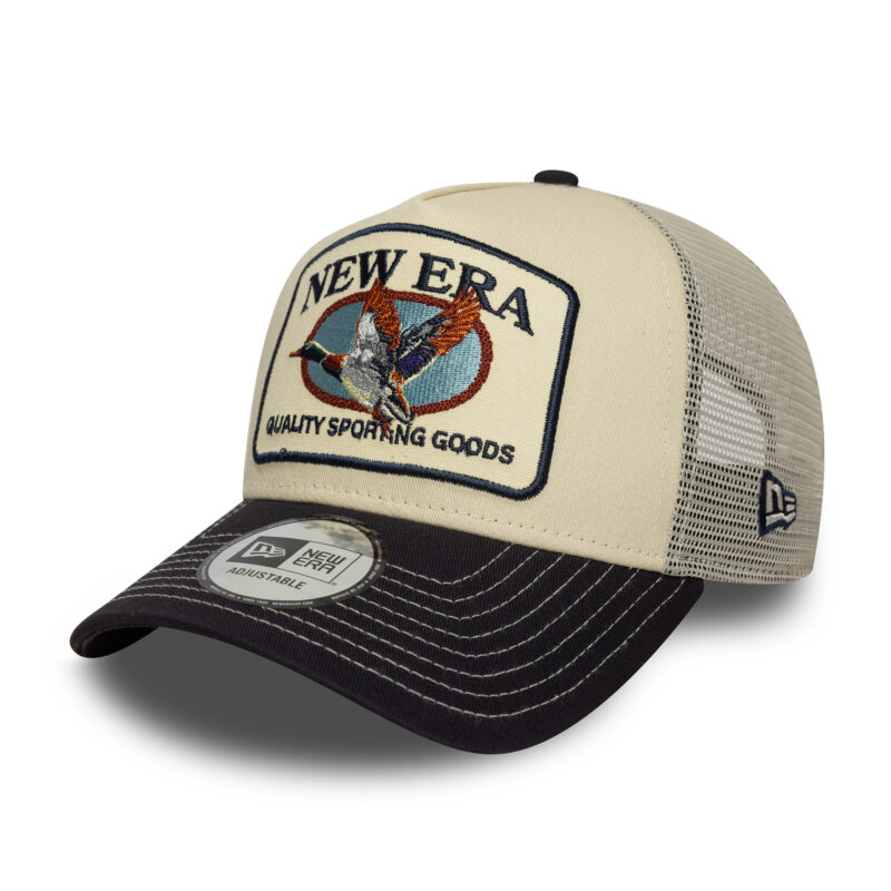 כובע רשת TRUCKER עם לוגו NEW ERA