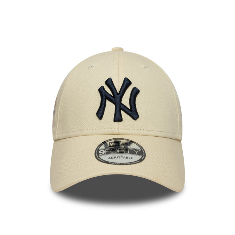 כובע 9FORTY עם לוגו NEW YORK YANKEES