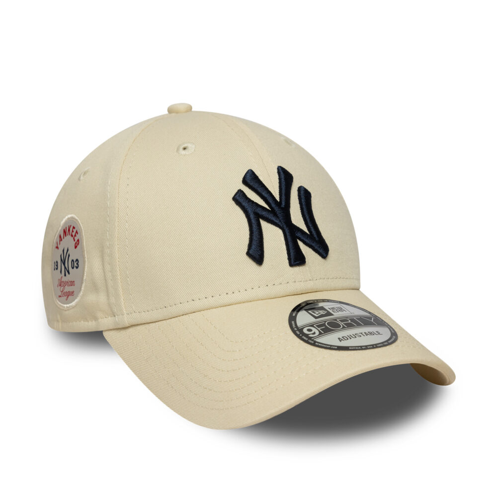 כובע 9FORTY עם לוגו NEW YORK YANKEES