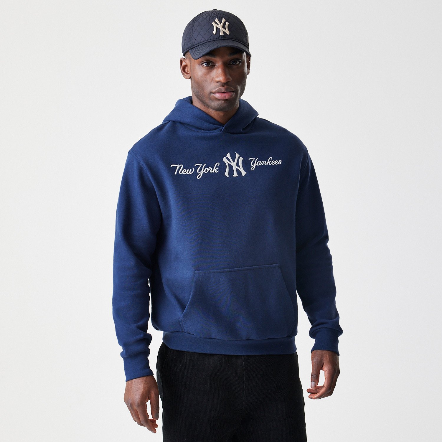 קפוצ'ון עם לוגו NEW YORK YANKEES
