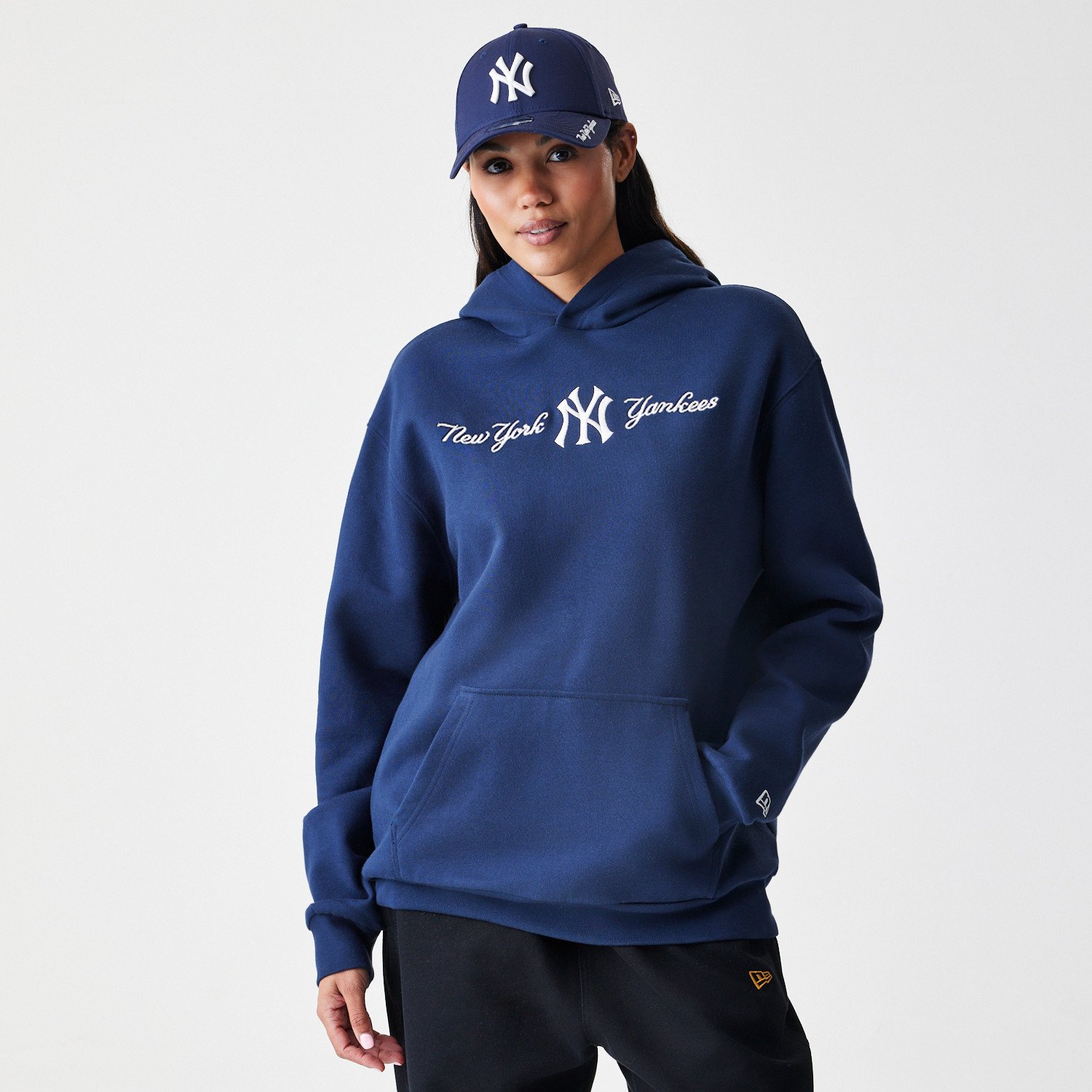 קפוצ'ון עם לוגו NEW YORK YANKEES