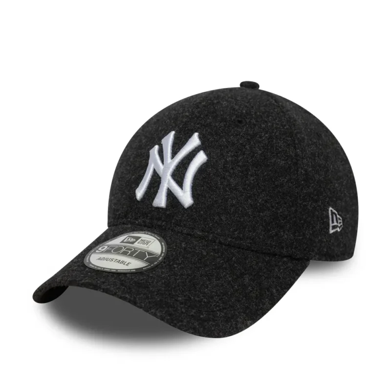 כובע 9FORTY עם לוגו NEW YORK YANKEES
