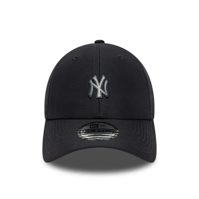 כובע 9FORTY עם לוגו NEW YORK YANKEES