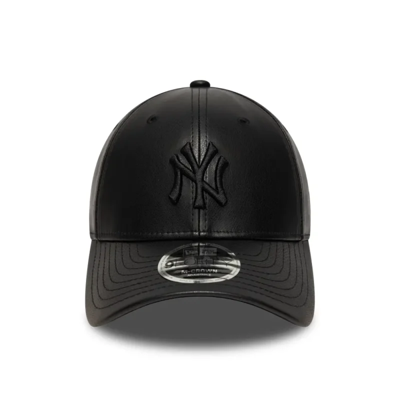 כובע 9FORTY עם לוגו NEW YORK YANKEES