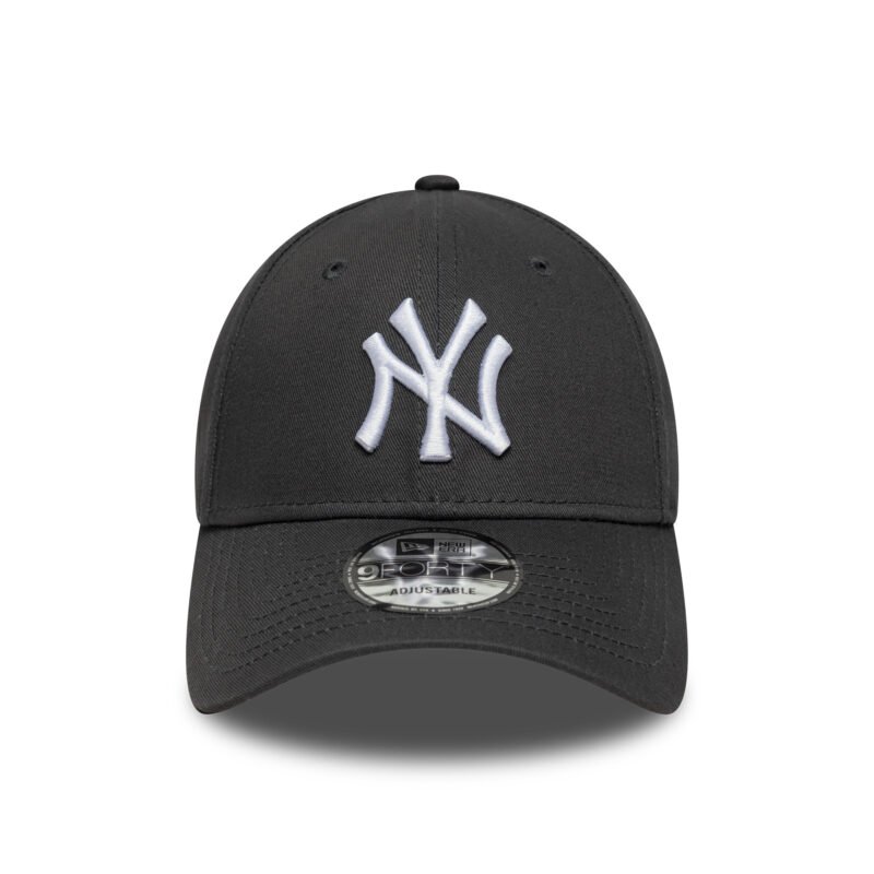 כובע 9FORTY עם לוגו NEW YORK YANKEES
