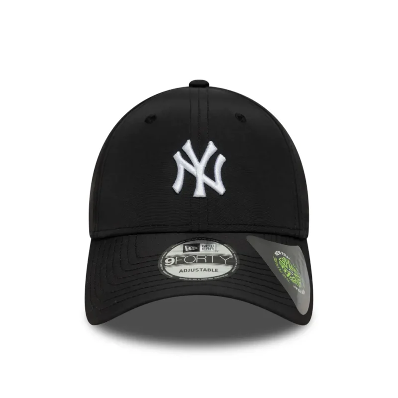 כובע 9FORTY עם לוגו NEW YORK YANKEES