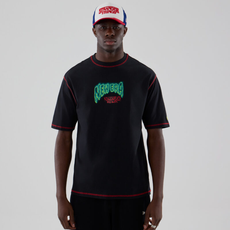STRANGER THINGS SS OS TEE STRTHIN  BLK