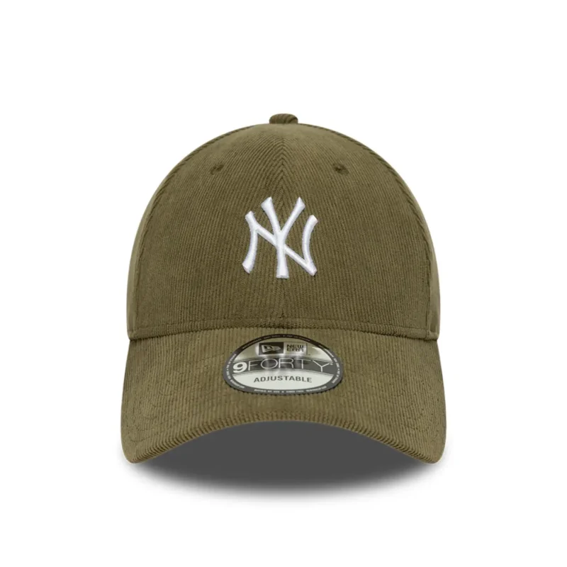 כובע 9FORTY עם לוגו NEW YORK YANKEES