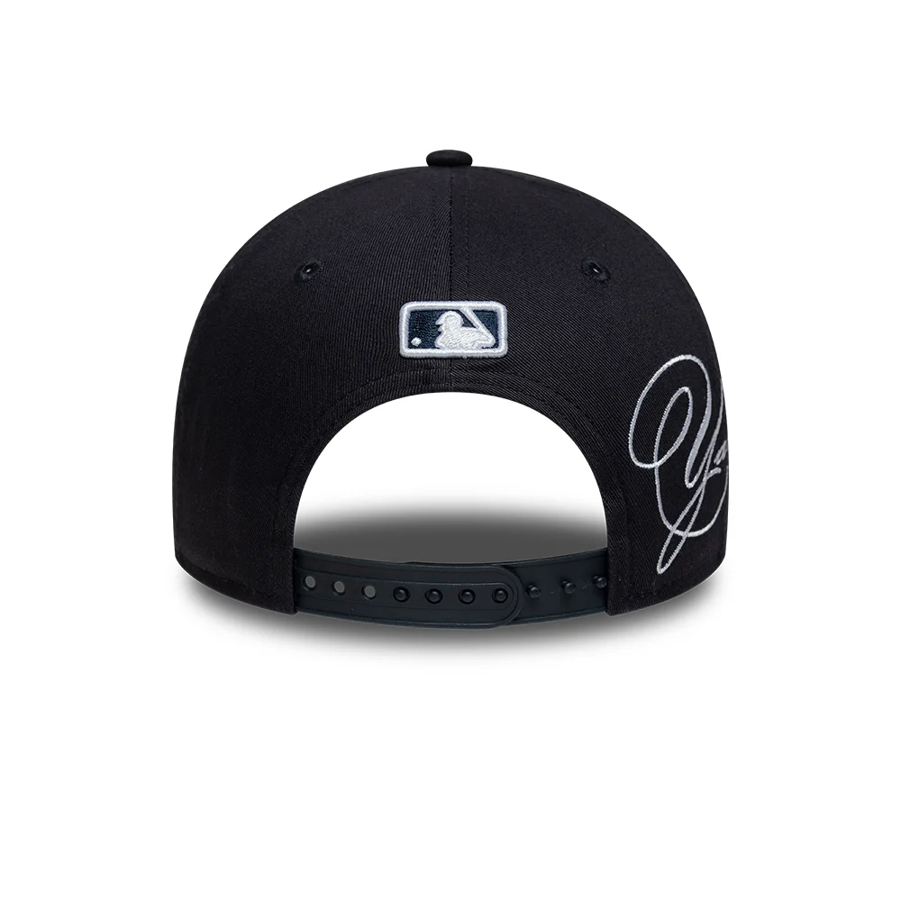 כובע 9FORTY עם לוגו NEW YORK YANKEES