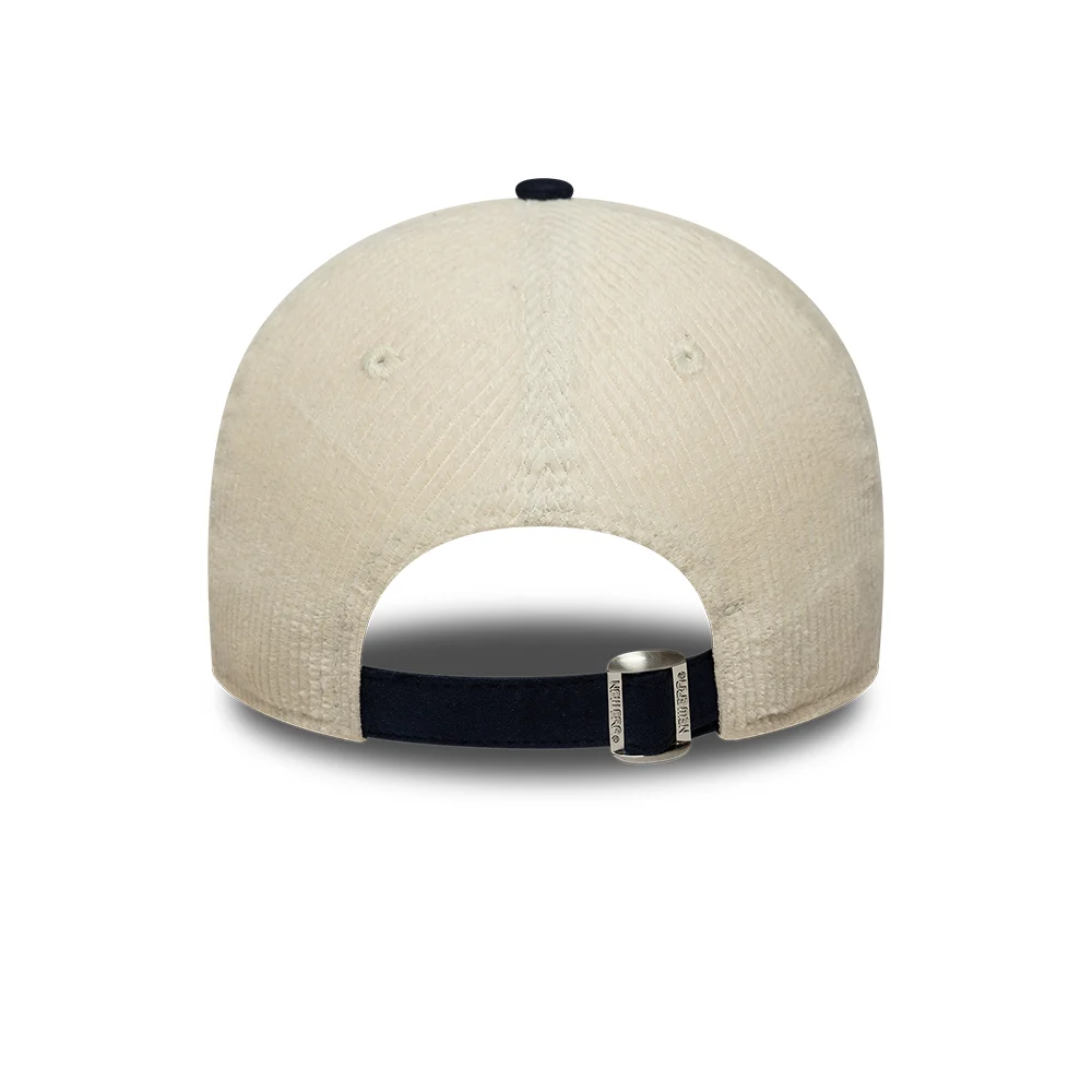כובע 9TWENTY עם לוגו NEW ERA