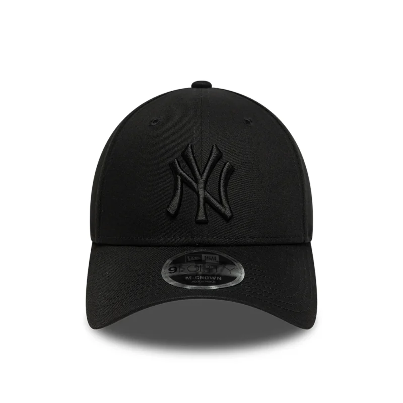 כובע 9FORTY עם לוגו NEW YORK YANKEES